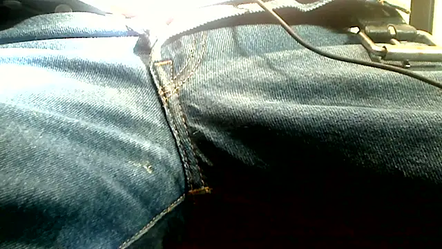 Snapshot of markluvskitty chatting on 03-13-26, 02:33 markluvskitty online show from 03-13-26, 02:33