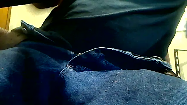 markluvskitty online show from 09-18-25, 04:21