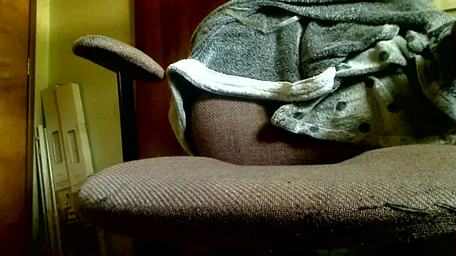 Snapshot of markluvskitty chatting on 04-11-26, 07:50 markluvskitty online show from 04-11-26, 07:50