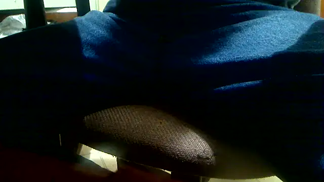 Snapshot of markluvskitty chatting on 01-31-26, 07:12 markluvskitty online show from 01-31-26, 07:12