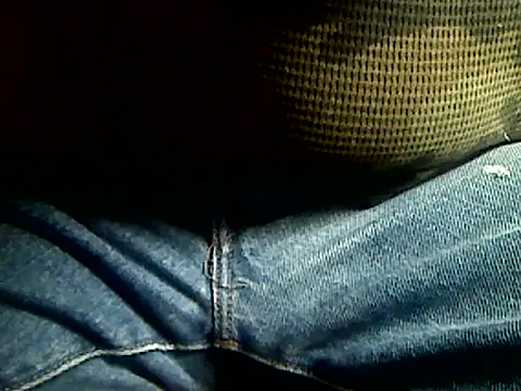 Snapshot of markluvskitty chatting on 02-19-26, 02:25 markluvskitty online show from 02-19-26, 02:25