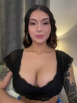 CHERRYY BOMB  online show from 07-24-26, 06:37