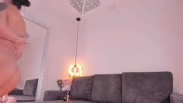 Isabella francoo online show from 09-27-25, 12:22