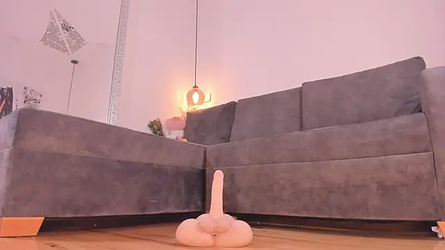 Isabella francoo online show from 09-30-25, 12:22