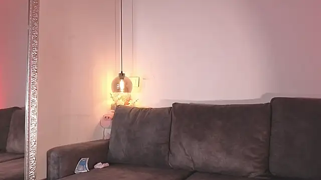 Isabella francoo online show from 04-13-26, 11:47