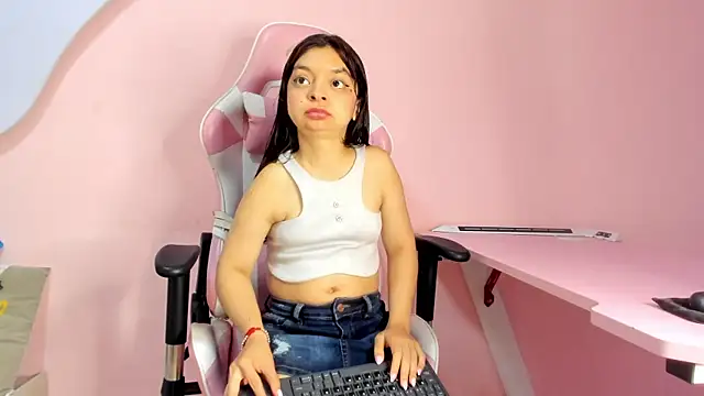 CharlotteMuller online show from 02-21-26, 07:38