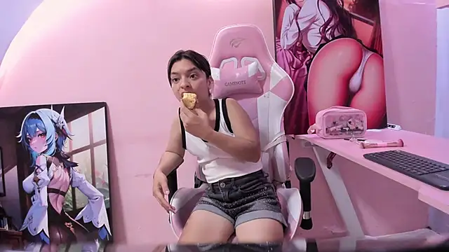 CharlotteMuller online show from 04-02-26, 08:04