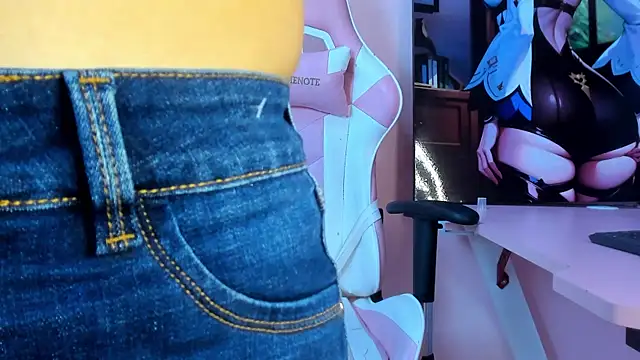 CharlotteMuller online show from 02-17-26, 04:15