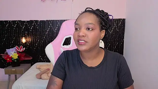 chanel brunette online show from 03-26-26, 07:23