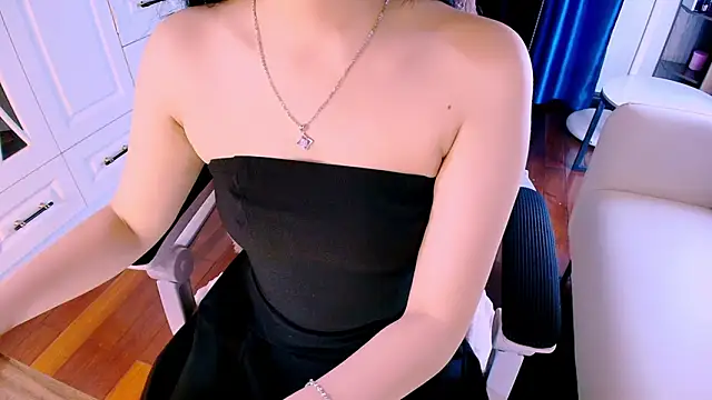 Lee Mi online show from 02-27-26, 10:04