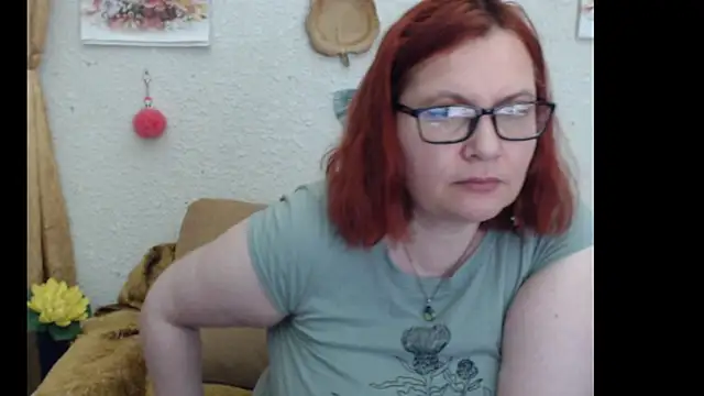 Snapshot of PlayfullMature chatting on 10-14-25, 03:56 PlayfullMature online show from 10-14-25, 03:56