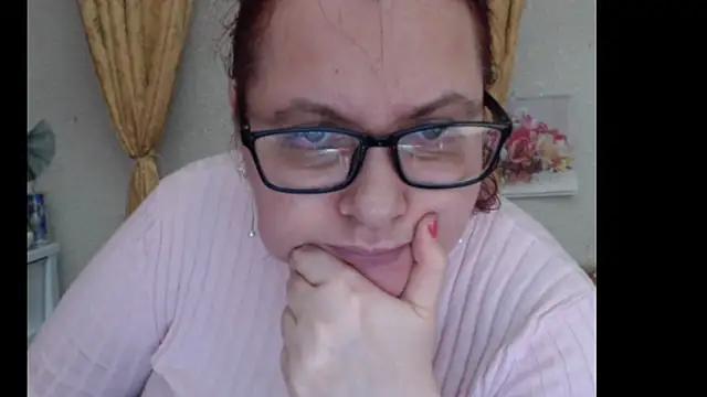 Snapshot of PlayfullMature chatting on 10-01-25, 11:41 PlayfullMature online show from 10-01-25, 11:41