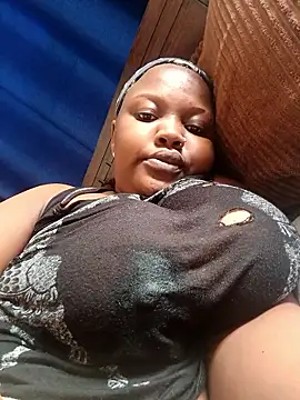 queennapal online show from 04-01-26, 04:47