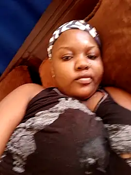 queennapal online show from 03-12-26, 11:47