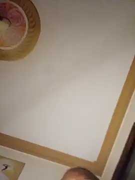 queennapal online show from 12-13-25, 08:04