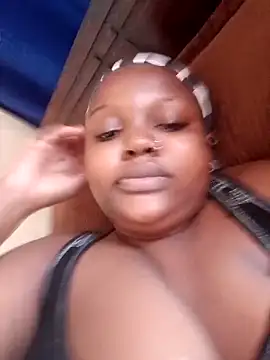 queennapal online show from 04-01-26, 01:41