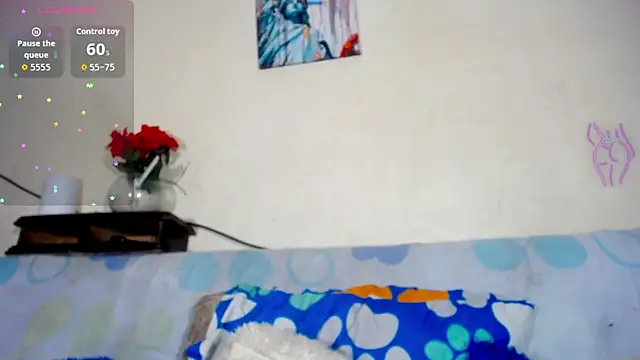 Eva Hoot online show from 03-28-26, 12:17