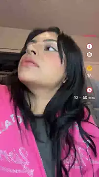 ThickerThanYoBitch online show from 02-16-26, 08:40