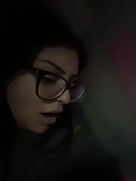 ThickerThanYoBitch online show from 05-17-26, 12:38
