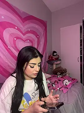 ThickerThanYoBitch online show from 01-26-25, 12:11