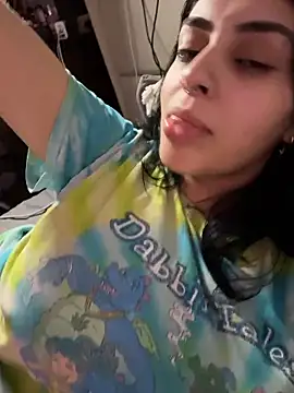 ThickerThanYoBitch online show from 11-14-25, 07:06