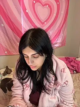 ThickerThanYoBitch online show from 11-17-25, 05:39