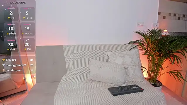 Kimberlylenox  online show from 03-12-25, 12:09