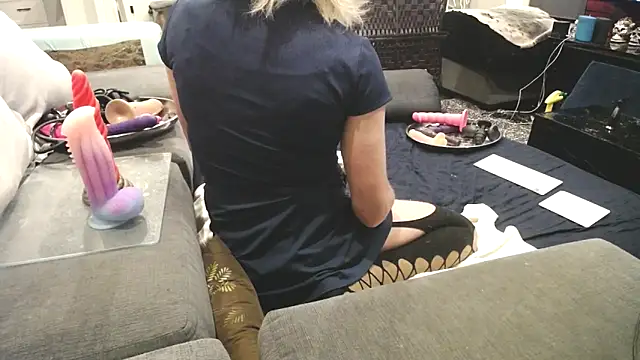 AssmannCD online show from 10-04-25, 10:39