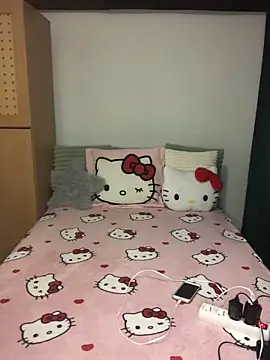 Snapshot of Lisszus chatting on 02-08-26, 08:39 Lisszus online show from 02-08-26, 08:39