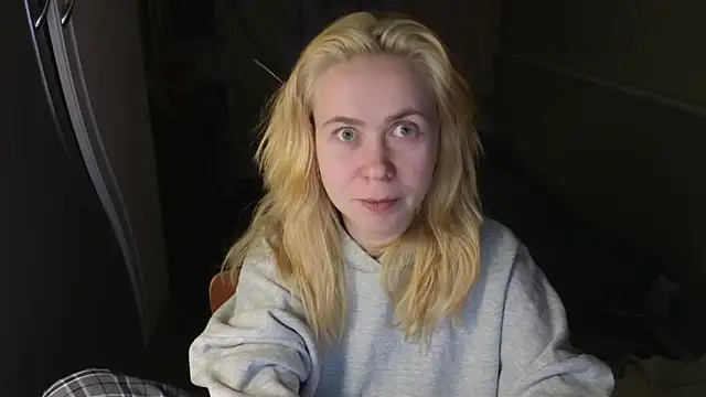 Riley Roo online show from 01-06-26, 06:12