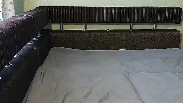 Riley Roo online show from 06-30-26, 07:41