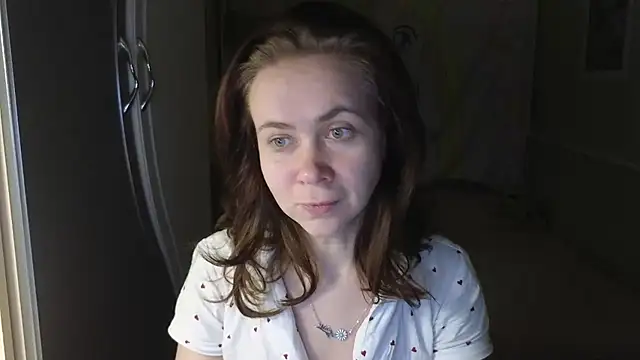 Riley Roo online show from 11-30-25, 07:25