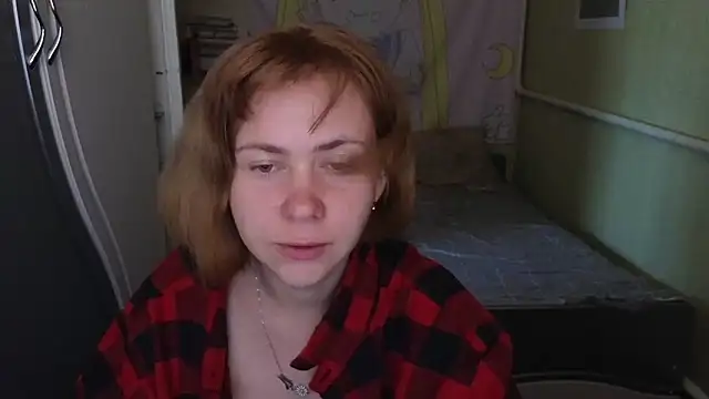 Snapshot of Riley_Roo chatting on 06-10-26, 02:18 Riley Roo online show from 06-10-26, 02:18