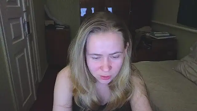 Riley Roo online show from 03-20-25, 05:25