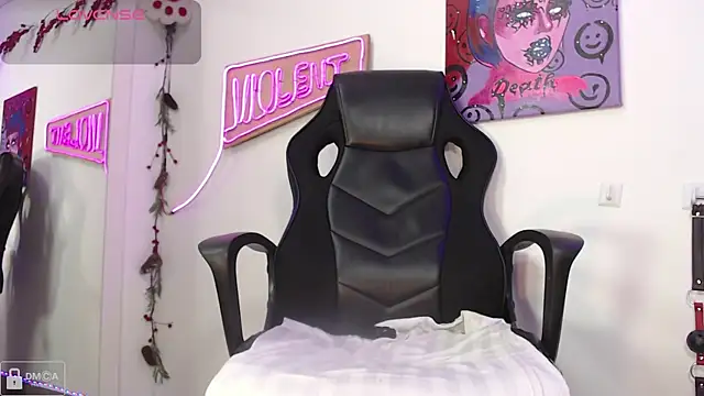 Violet-Queen online show from 01-31-25, 09:59