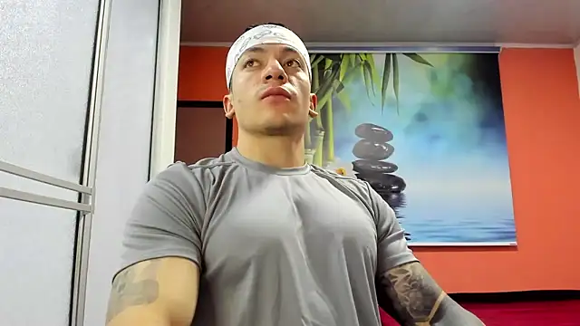 Snapshot of aquiles_51 chatting on 02-12-26, 01:55 aquiles 51 online show from 02-12-26, 01:55