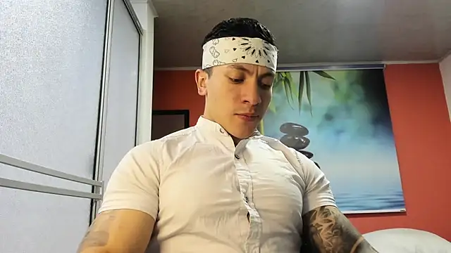 aquiles 51 online show from 04-07-26, 06:21