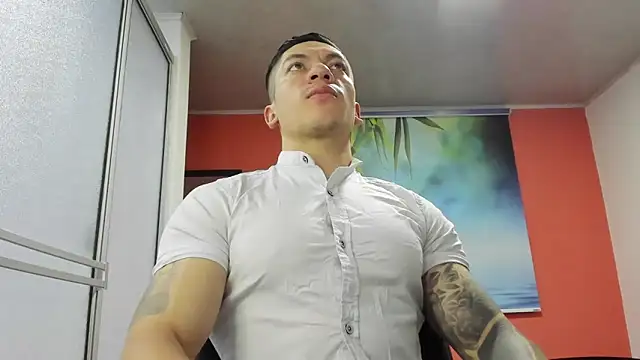 Snapshot of aquiles_51 chatting on 02-21-26, 11:45 aquiles 51 online show from 02-21-26, 11:45