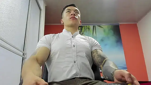 Snapshot of aquiles_51 chatting on 02-27-26, 01:44 aquiles 51 online show from 02-27-26, 01:44