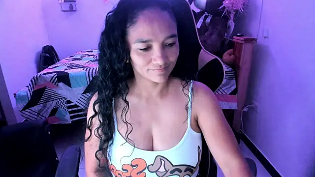 Snapshot of rayza_mature_154 chatting on 11-06-25, 02:43 rayza mature 154 online show from 11-06-25, 02:43