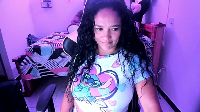 Snapshot of rayza_mature_154 chatting on 11-11-25, 02:34 rayza mature 154 online show from 11-11-25, 02:34