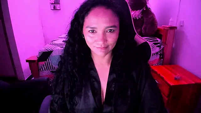 Snapshot of rayza_mature_154 chatting on 05-12-26, 03:18 rayza mature 154 online show from 05-12-26, 03:18