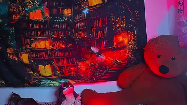 Elena-Rosse online show from 11-18-25, 01:10