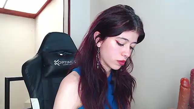 SuzzyyM online show from 01-30-25, 05:28