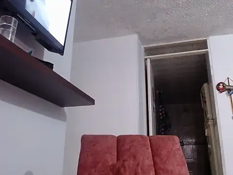 SuzzyyM online show from 01-09-26, 10:39