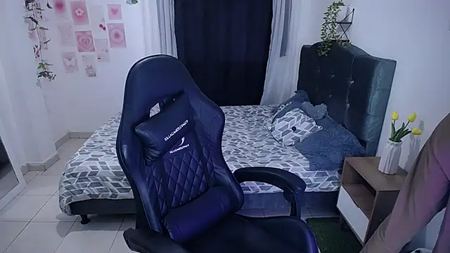IsaBaileys  online show from 07-08-26, 11:38