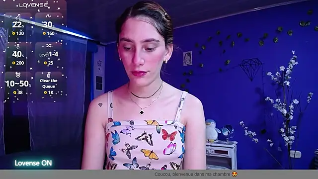 Snapshot of IsaBaileys_ chatting on 10-05-25, 08:10 IsaBaileys online show from 10-05-25, 08:10