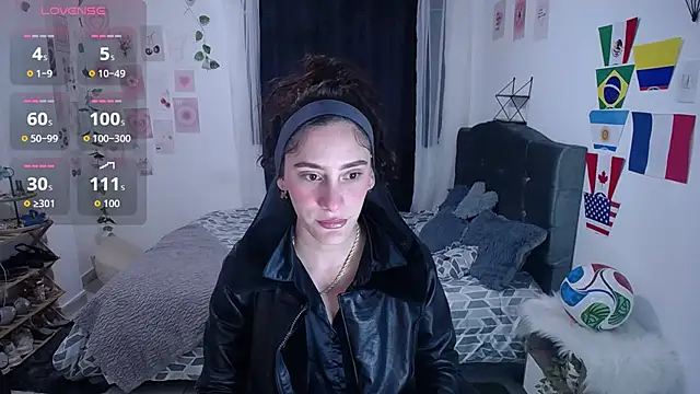 IsaBaileys  online show from 06-21-26, 03:23