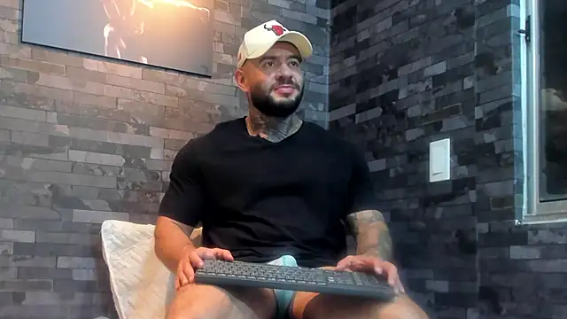 BruceDallas online show from 04-22-26, 04:52