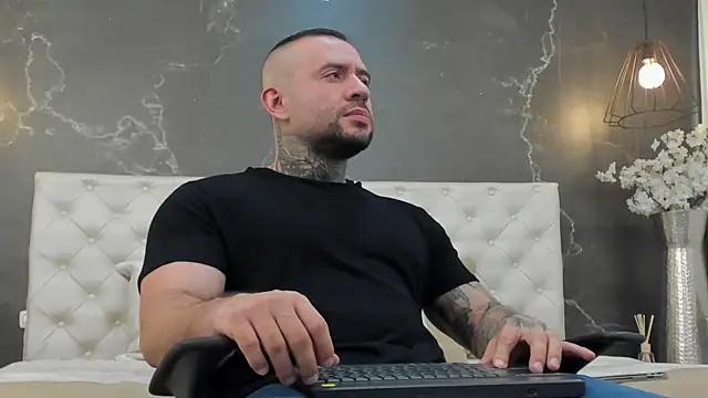 BruceDallas online show from 01-30-25, 12:07